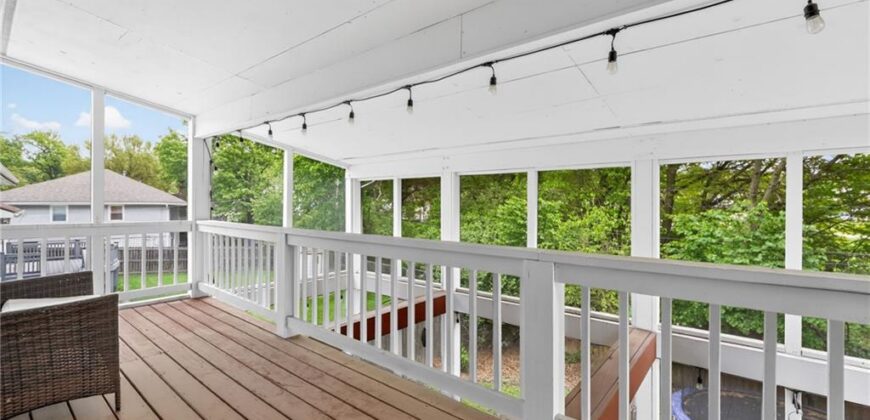 7209 N Woodland Avenue, Gladstone, MO 64118