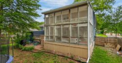 7209 N Woodland Avenue, Gladstone, MO 64118