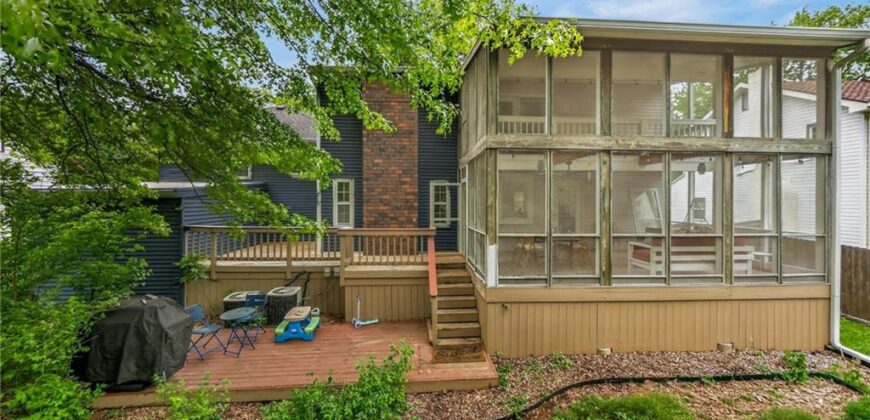 7209 N Woodland Avenue, Gladstone, MO 64118