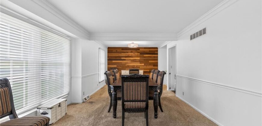 7209 N Woodland Avenue, Gladstone, MO 64118