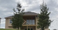 9009 N Poplar Avenue, Kansas City, MO 64156