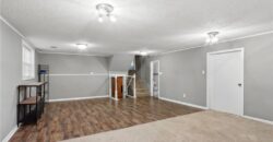 6155 NE Circle View Drive, Kansas City, MO 64118