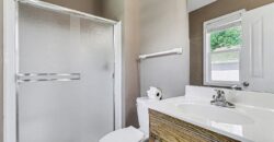 10208 N Spruce Avenue, Kansas City, MO 64156