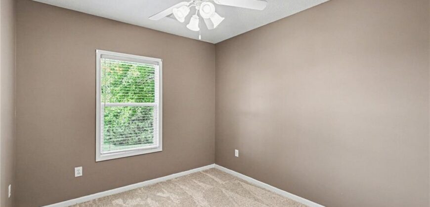 10208 N Spruce Avenue, Kansas City, MO 64156