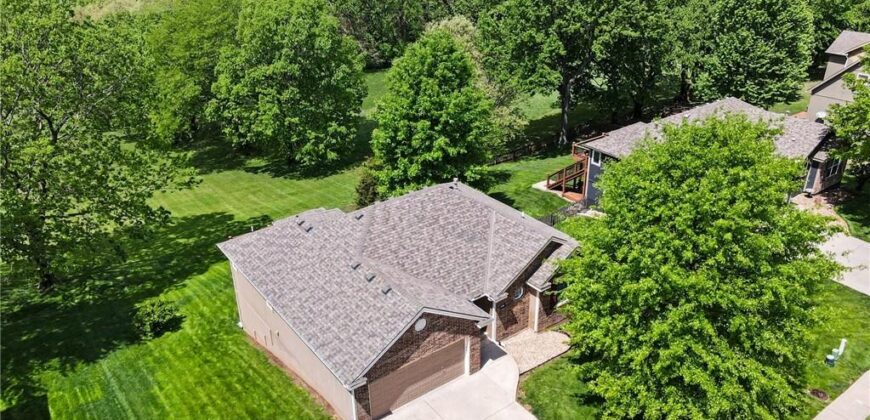 10208 N Spruce Avenue, Kansas City, MO 64156