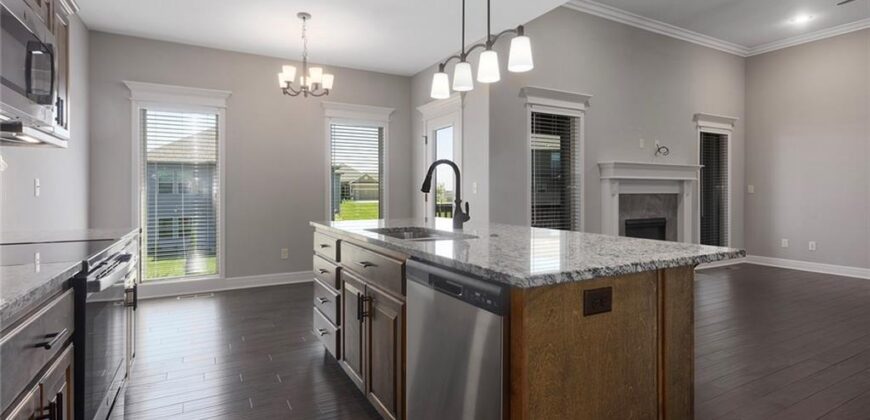 10823 N Corrington Avenue, Kansas City, MO 64156