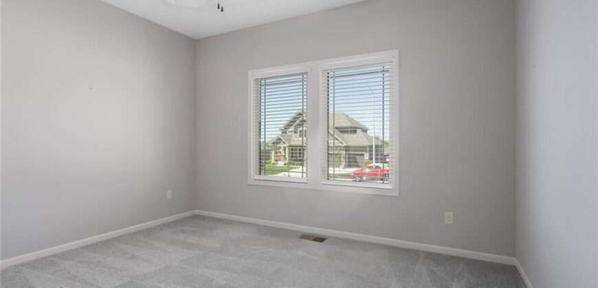 10823 N Corrington Avenue, Kansas City, MO 64156
