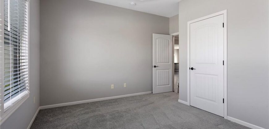 10823 N Corrington Avenue, Kansas City, MO 64156