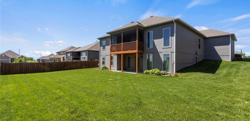 10823 N Corrington Avenue, Kansas City, MO 64156