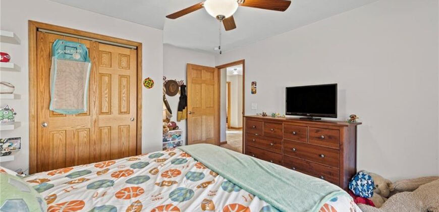 27455 Stephanie Lane, Weston, MO 64098
