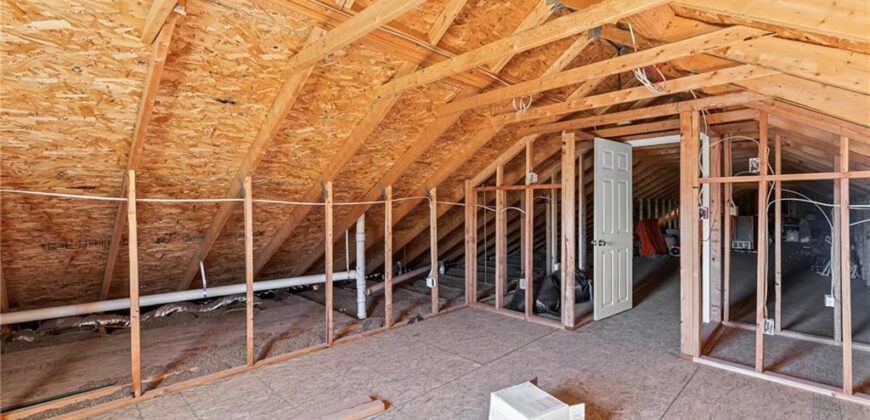 27455 Stephanie Lane, Weston, MO 64098