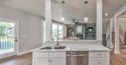 1172 WHITE OAK Lane, Liberty, MO 64068