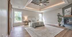 1172 WHITE OAK Lane, Liberty, MO 64068