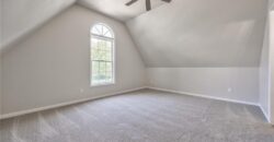 1172 WHITE OAK Lane, Liberty, MO 64068