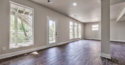 1172 WHITE OAK Lane, Liberty, MO 64068