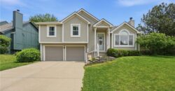 7305 N Richmond Avenue, Kansas City, MO 64158
