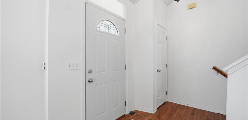 7305 N Richmond Avenue, Kansas City, MO 64158
