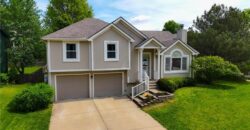 7305 N Richmond Avenue, Kansas City, MO 64158