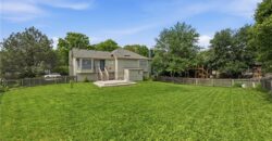 7305 N Richmond Avenue, Kansas City, MO 64158