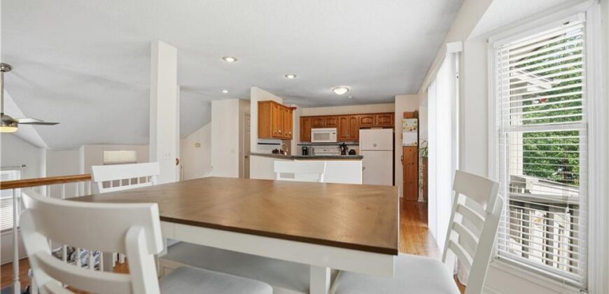 7305 N Richmond Avenue, Kansas City, MO 64158