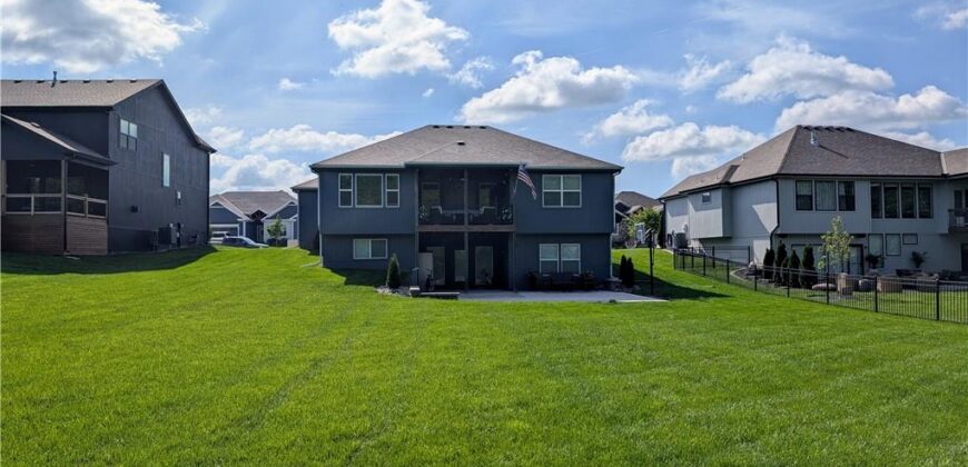 2104 Foxtail Drive, Kearney, MO 64060