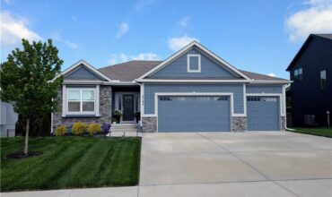2104 Foxtail Drive, Kearney, MO 64060