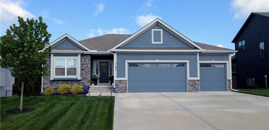 2104 Foxtail Drive, Kearney, MO 64060