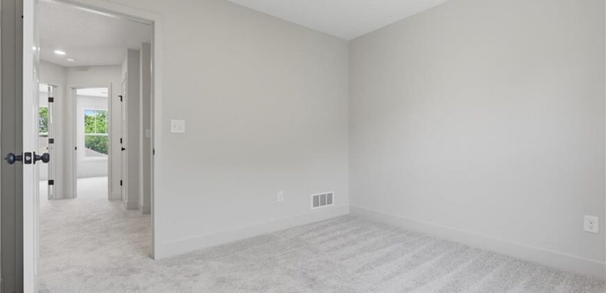 13413 Oakridge Drive, Kearney, MO 64060