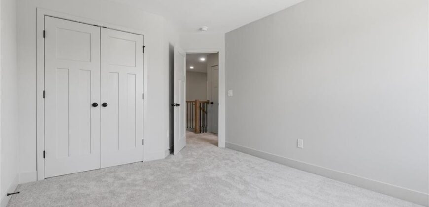 13413 Oakridge Drive, Kearney, MO 64060
