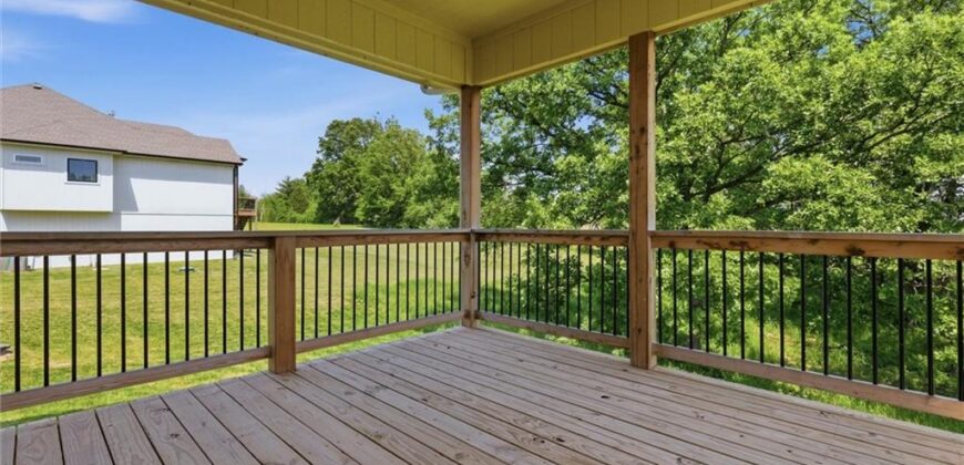 13413 Oakridge Drive, Kearney, MO 64060