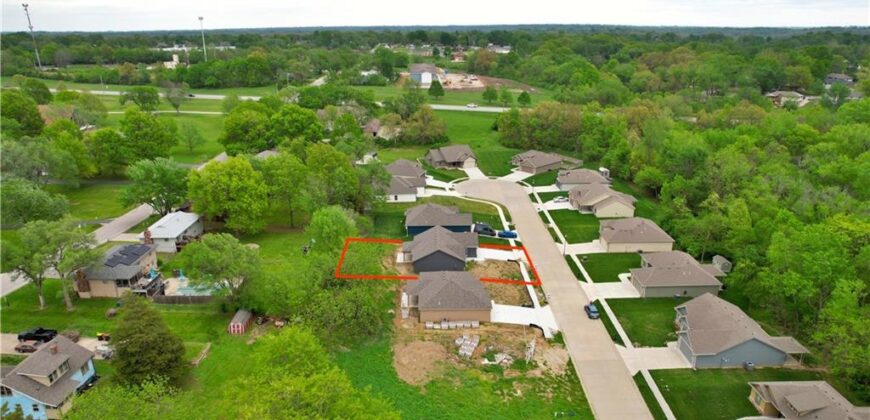 1318 Kristie Circle, Excelsior Springs, MO 64024