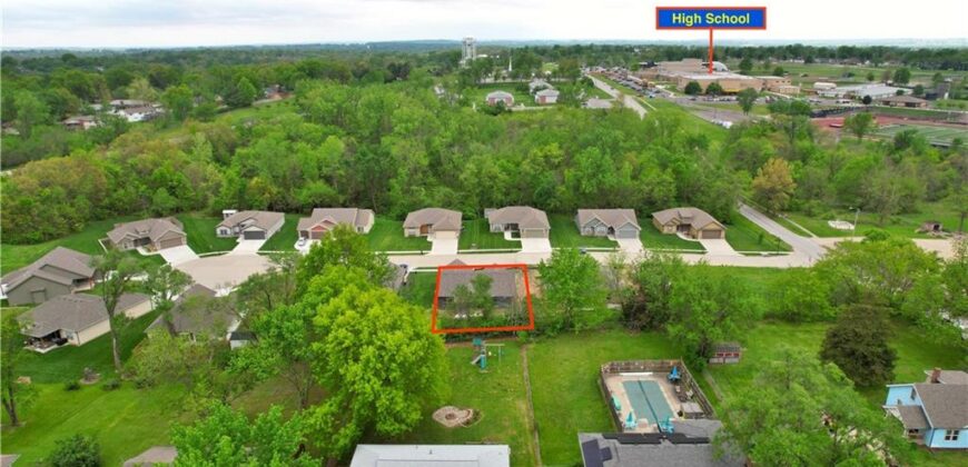 1318 Kristie Circle, Excelsior Springs, MO 64024