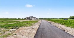 7203 92 Highway, Smithville, MO 64089