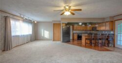 6509 NW Twin Oaks Drive, Kansas City, MO 64151