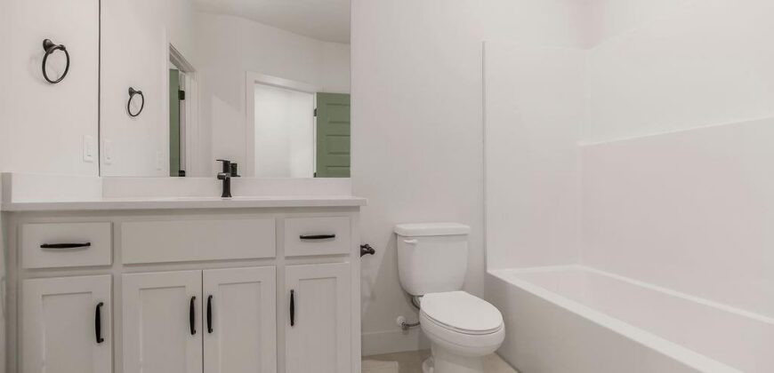4217 NW 77th Terrace, Kansas City, MO 64151