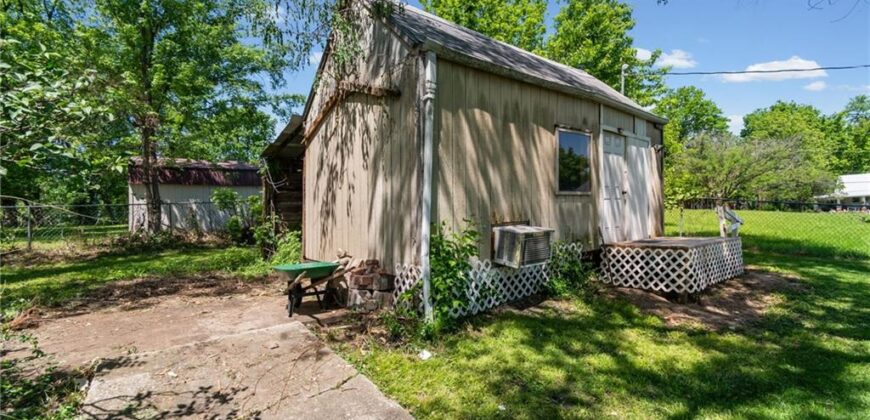 6700 River Road, Pleasant Valley, MO 64068