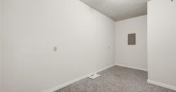 4100 NE SHADY LANE Drive, Gladstone, MO 64119