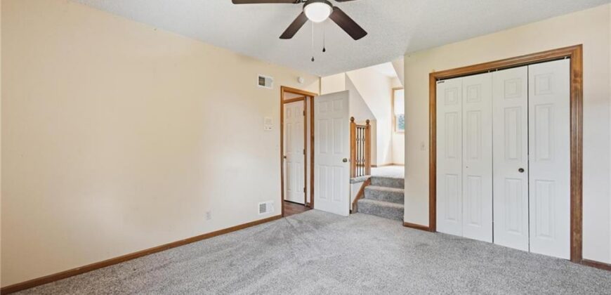 4100 NE SHADY LANE Drive, Gladstone, MO 64119
