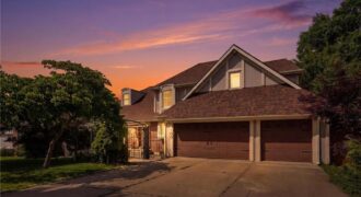 4100 NE SHADY LANE Drive, Gladstone, MO 64119