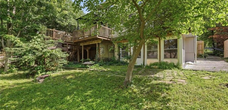 4100 NE SHADY LANE Drive, Gladstone, MO 64119
