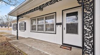 6017 N Howard Avenue, Gladstone, MO 64118
