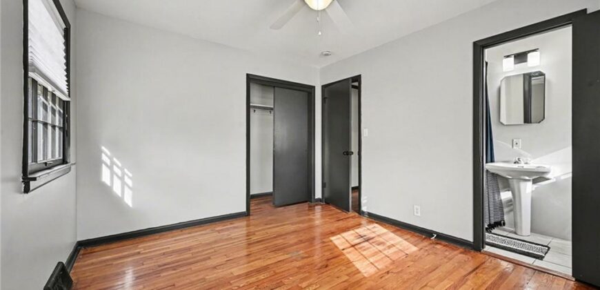 6017 N Howard Avenue, Gladstone, MO 64118