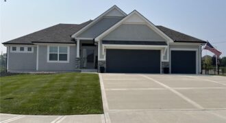 10513 N Wayne Avenue, Kansas City, MO 64155