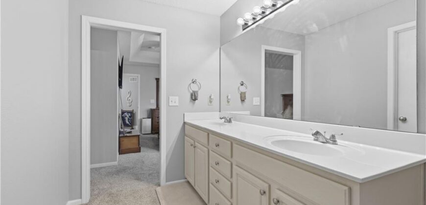 15497 NW 123rd Street, Platte City, MO 64079