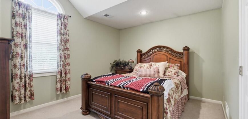 13025 WOODRIDGE Street, Platte City, MO 64079