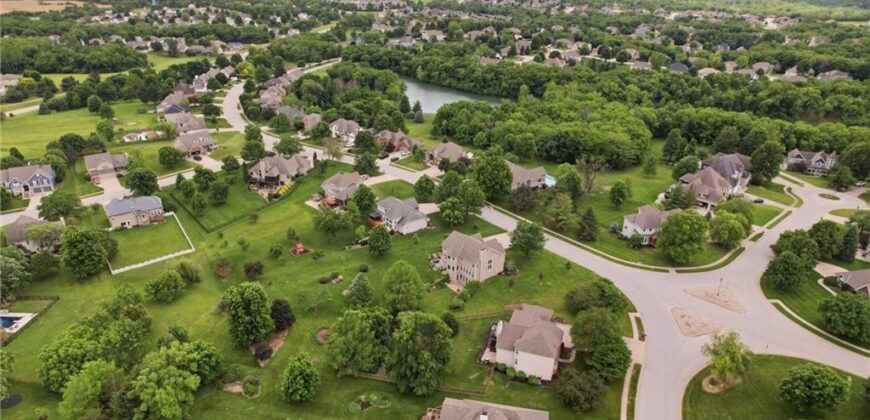13025 WOODRIDGE Street, Platte City, MO 64079