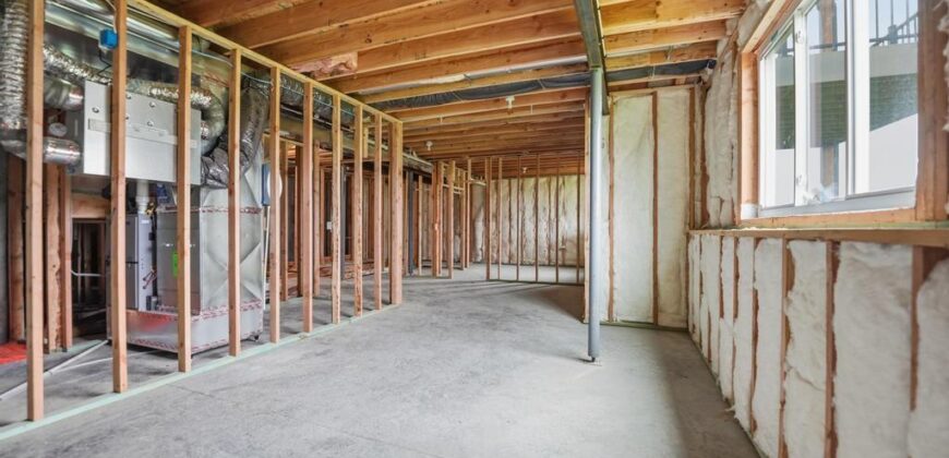 8415 NW 90th Street, Kansas City, MO 64153