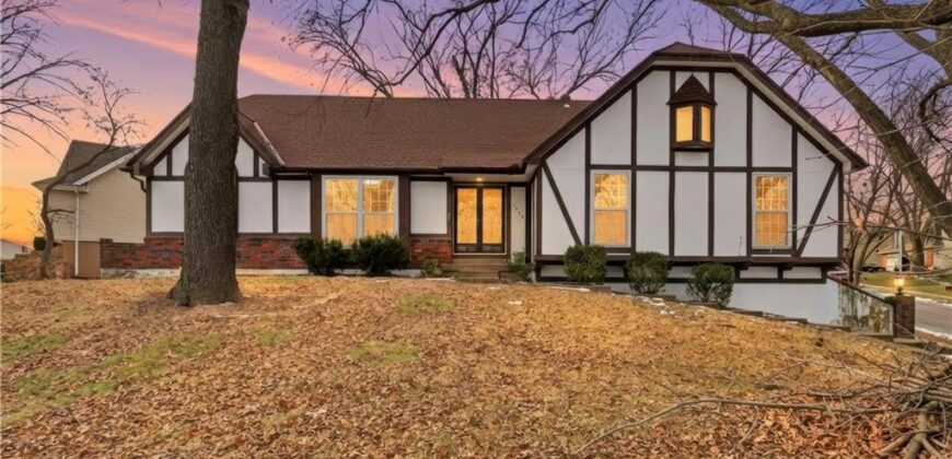 7922 N Northwood Road, Kansas City, MO 64151