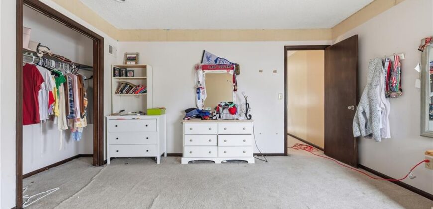 7922 N Northwood Road, Kansas City, MO 64151