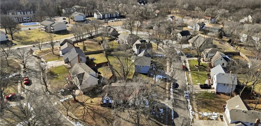7922 N Northwood Road, Kansas City, MO 64151